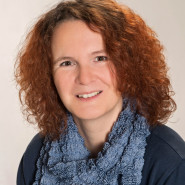 afd755a2937592272b3375ad216d4925_Foto_Julia_Lorenz_Kanzlei_Versicherungsberatung-992-c-100